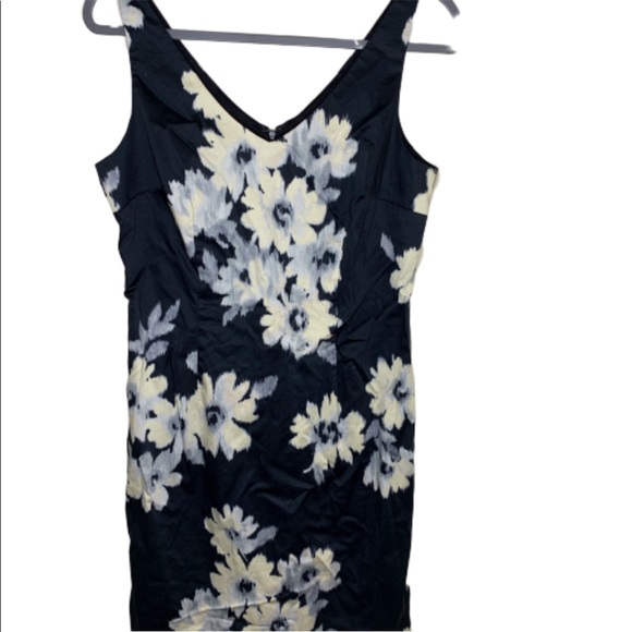 LOFT Dresses & Skirts - Loft sleeveless dress size 10 LOFT Dresses & Skirts - Loft sleeveless dress size 10